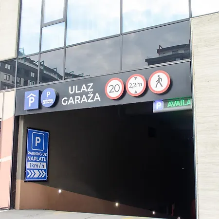 Apartment The Blue One Bulevar *